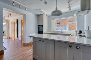 Kitchen- click for photo gallery
